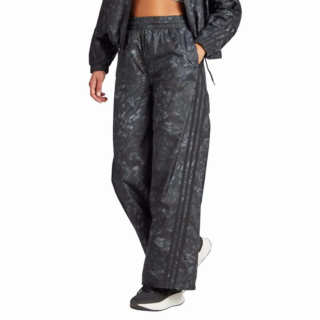 adidas - Women's Future Icons 3-Stripes Woven Pant (IM2447)