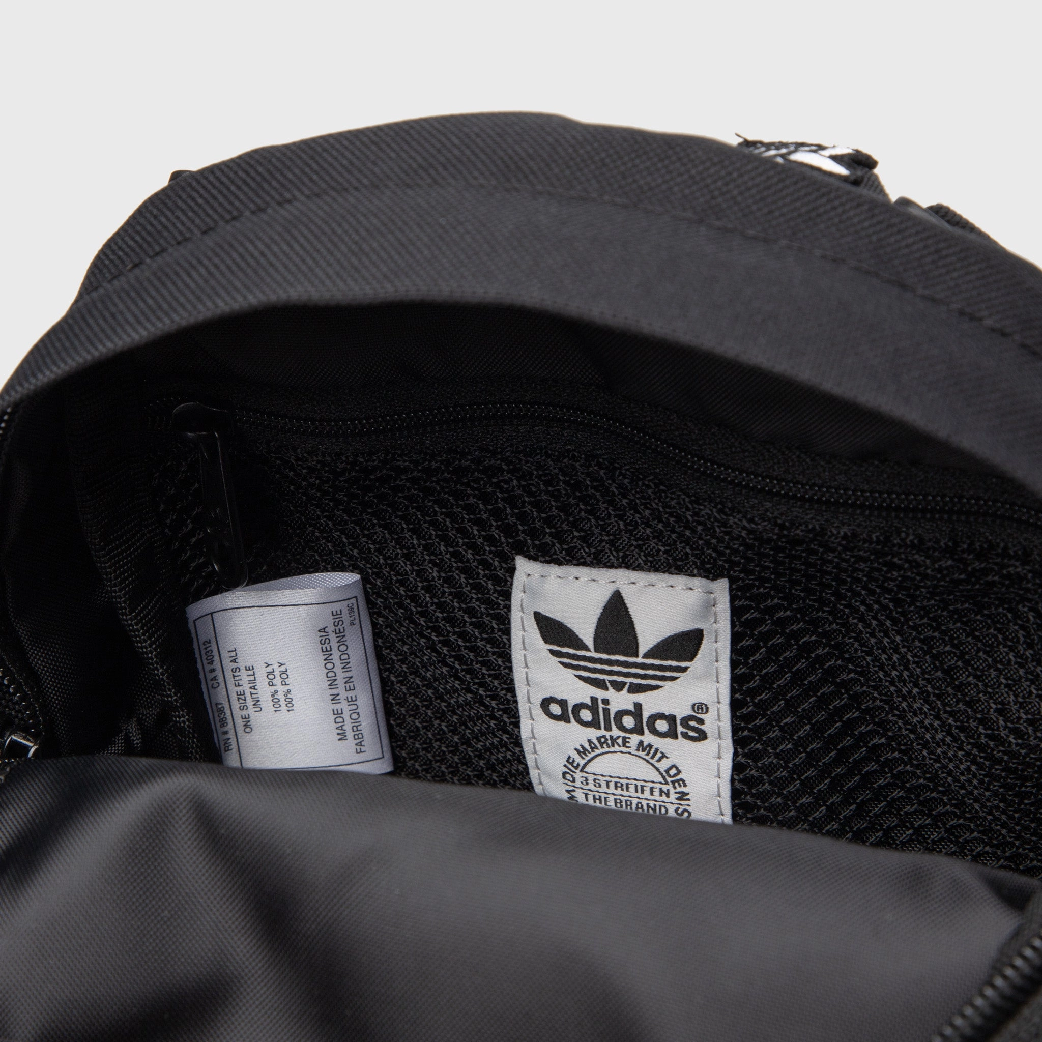adidas Originals Trefoil 2.0 Mini Backpack Black / White