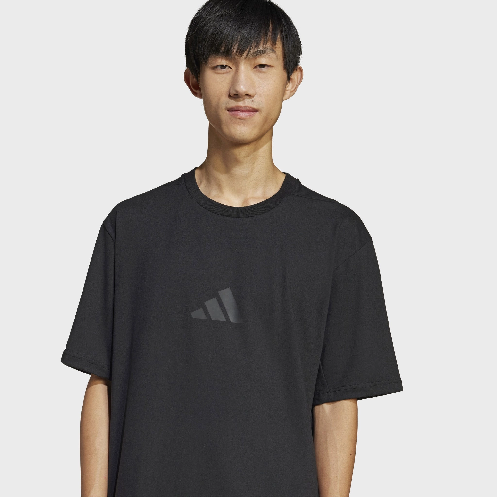 adidas Z.N.E. Loose-Fit T-Shirt / Black